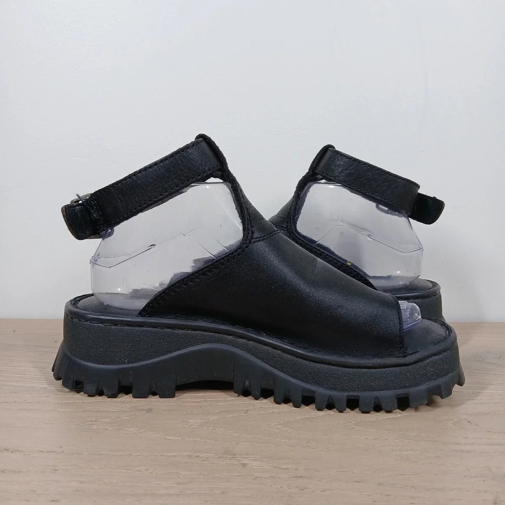 RARE Caterpillar CAT Y2K Black Leather Platform Sandals Women 8 Lug Ankle Strap